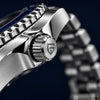 Pagani GMT Pepsi - detalle de la corona